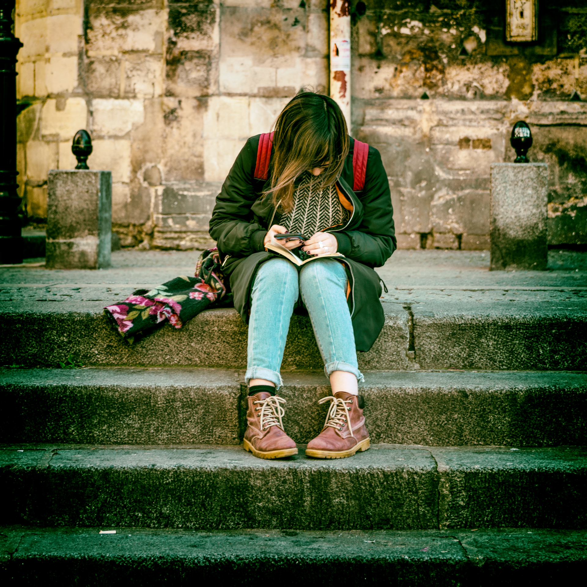 Street photography - Seule au monde