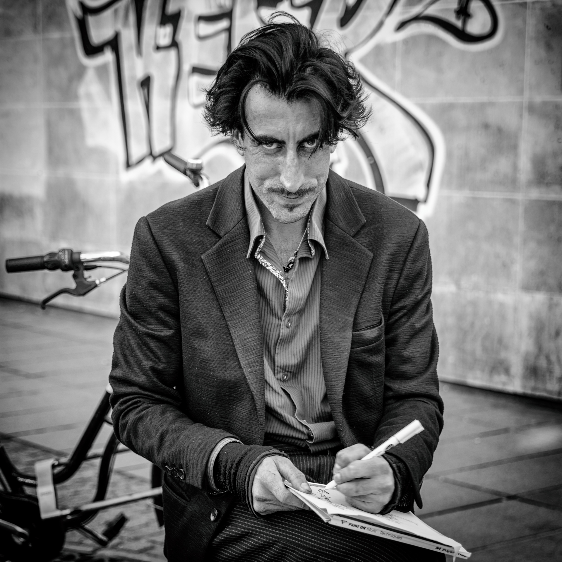 Street photography - L'artiste en n&b